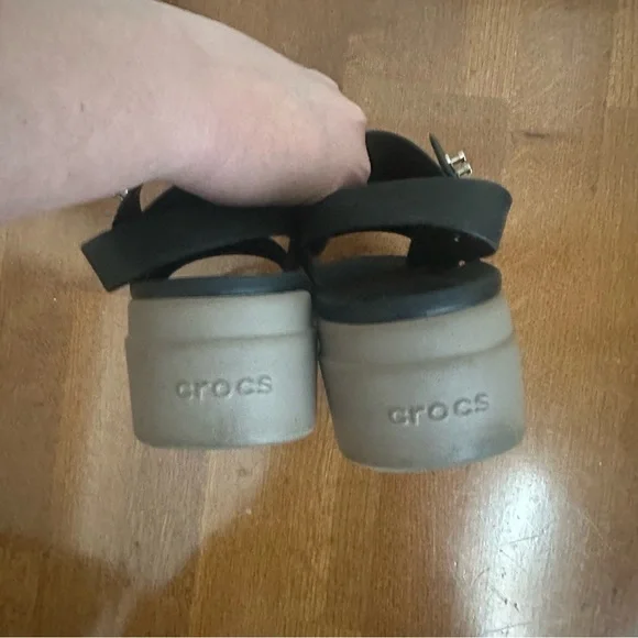 Crocs Black Platform Sandals - Picture 4 of 9